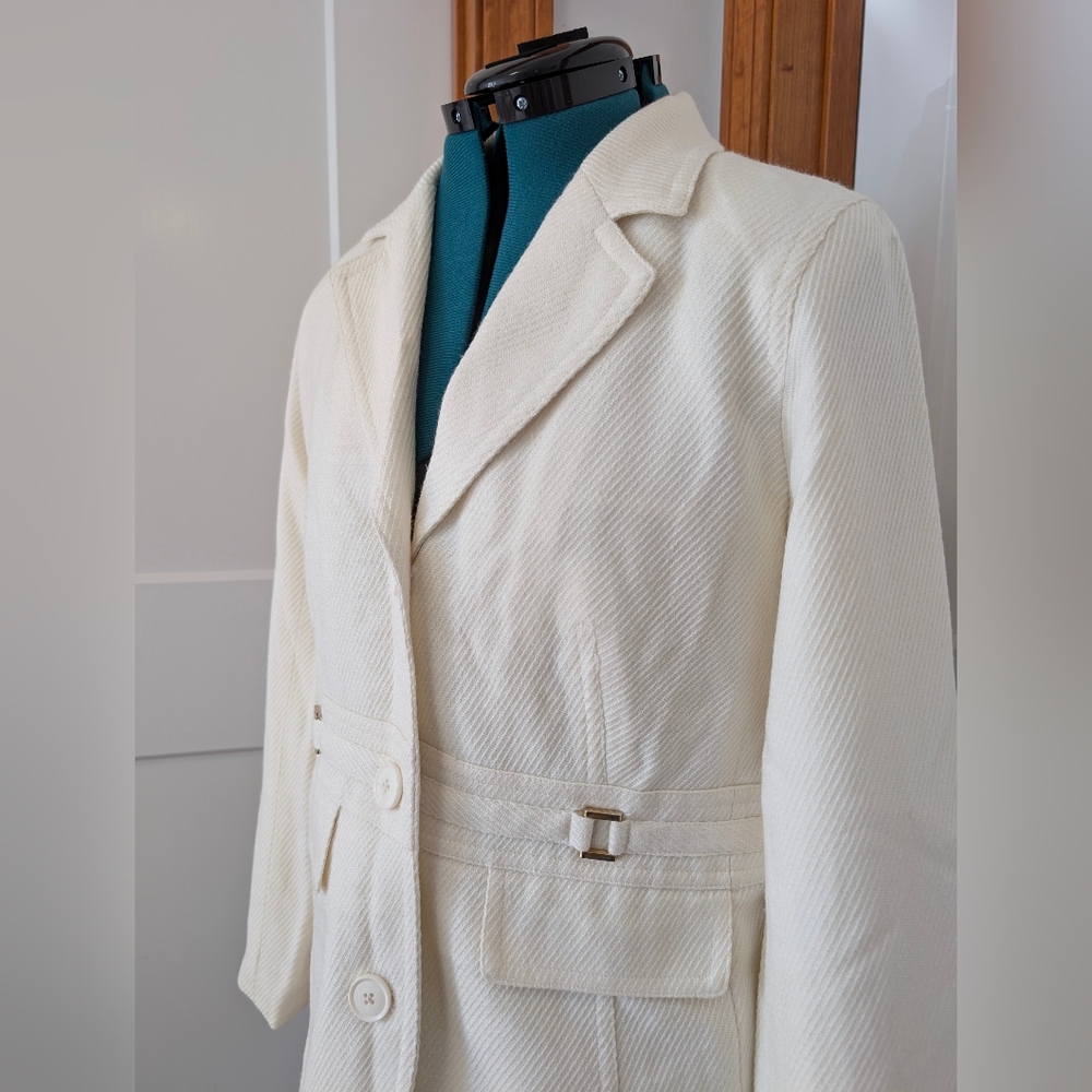 Dialogue | Size S/M | Long Cream Jacket/Blazer with Gold Accents